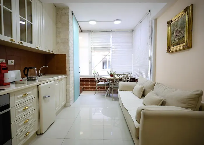 Apartment Near Me