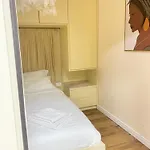 דירה Near Me טיראנה