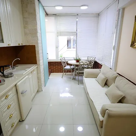 Apartment Near Me